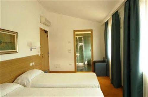 Albergo Al Caminetto トルボレ エクステリア 写真